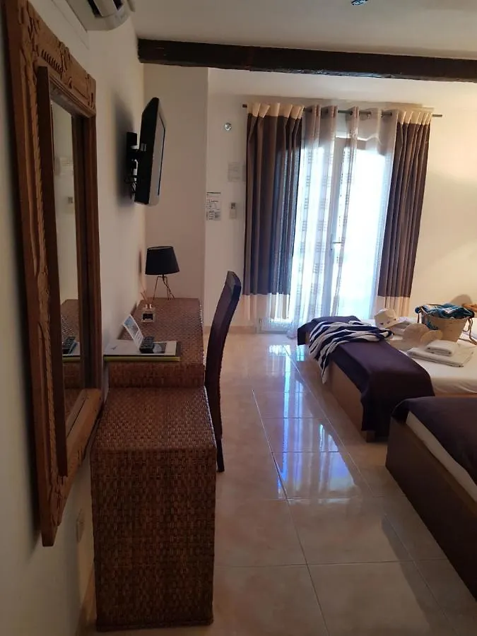 Hotel Villa Maya Gassin