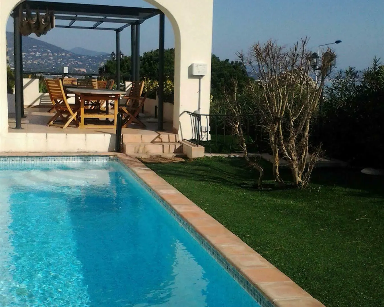 Hotel Villa Maya Гассен Франция