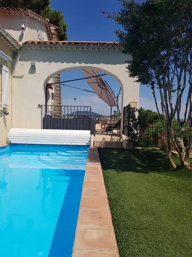 Hotel Villa Maya Gassin 2*,